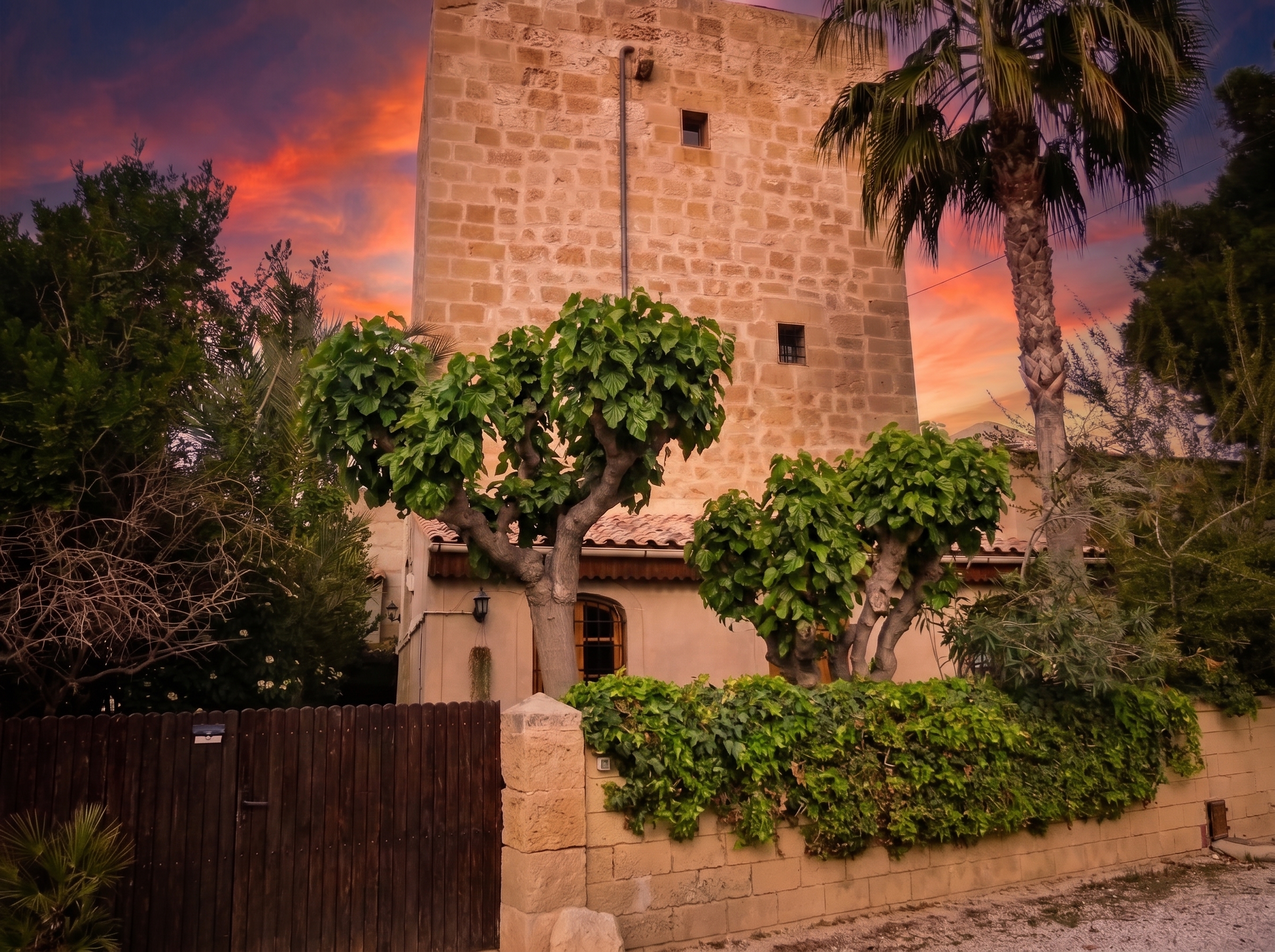 Torre Media Libra (Nº 16 en el mapa) al atardecer
